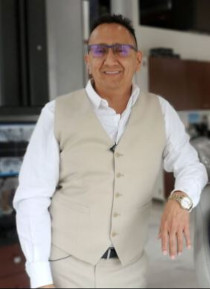 Dr. Mike Calderon Dr. Mike Calderon